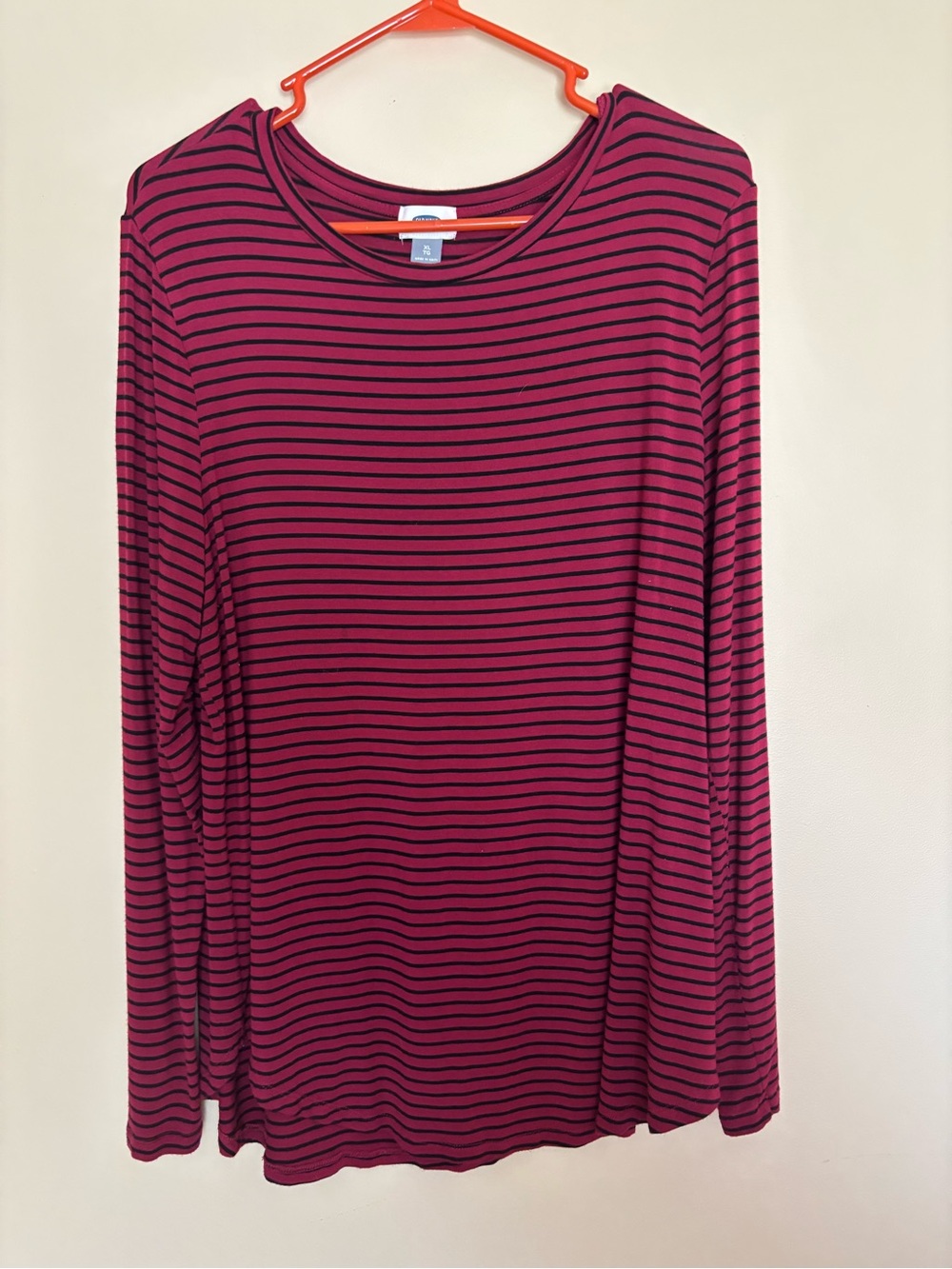 Old Navy Long-Sleeve Striped Crewneck Tee - Magenta & Black